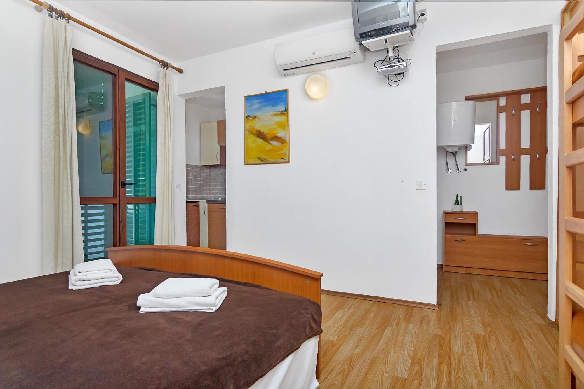 Apartmani Cico Gdinj Εξωτερικό φωτογραφία