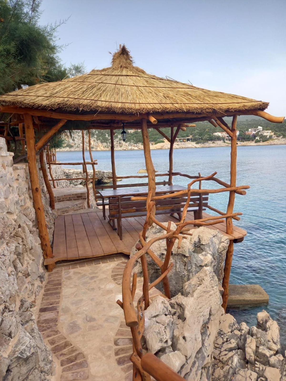 Apartmani Cico Gdinj Εξωτερικό φωτογραφία