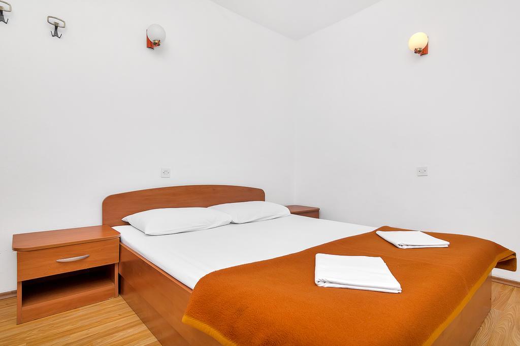 Apartmani Cico Gdinj Εξωτερικό φωτογραφία
