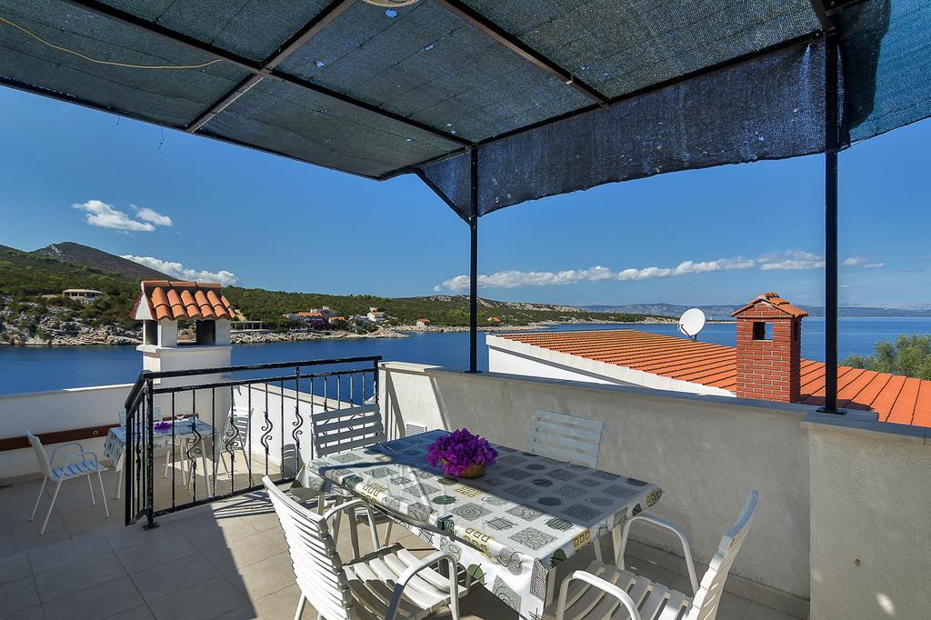Apartmani Cico Gdinj Εξωτερικό φωτογραφία