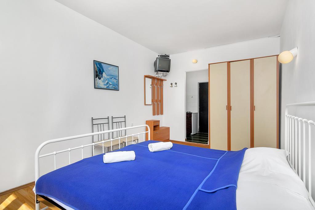 Apartmani Cico Gdinj Εξωτερικό φωτογραφία