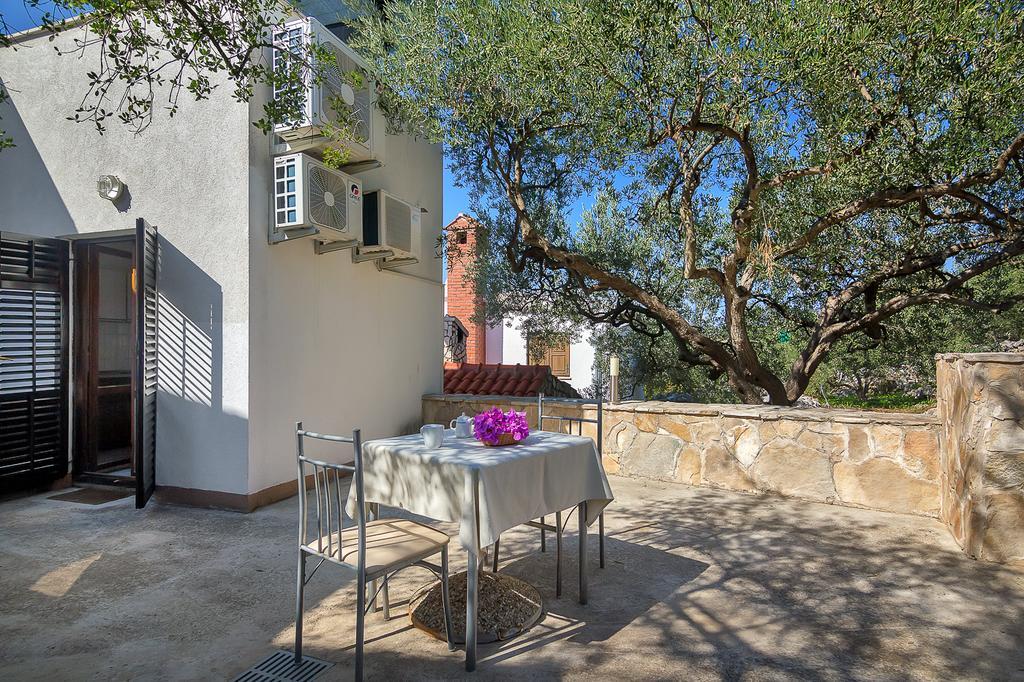 Apartmani Cico Gdinj Εξωτερικό φωτογραφία