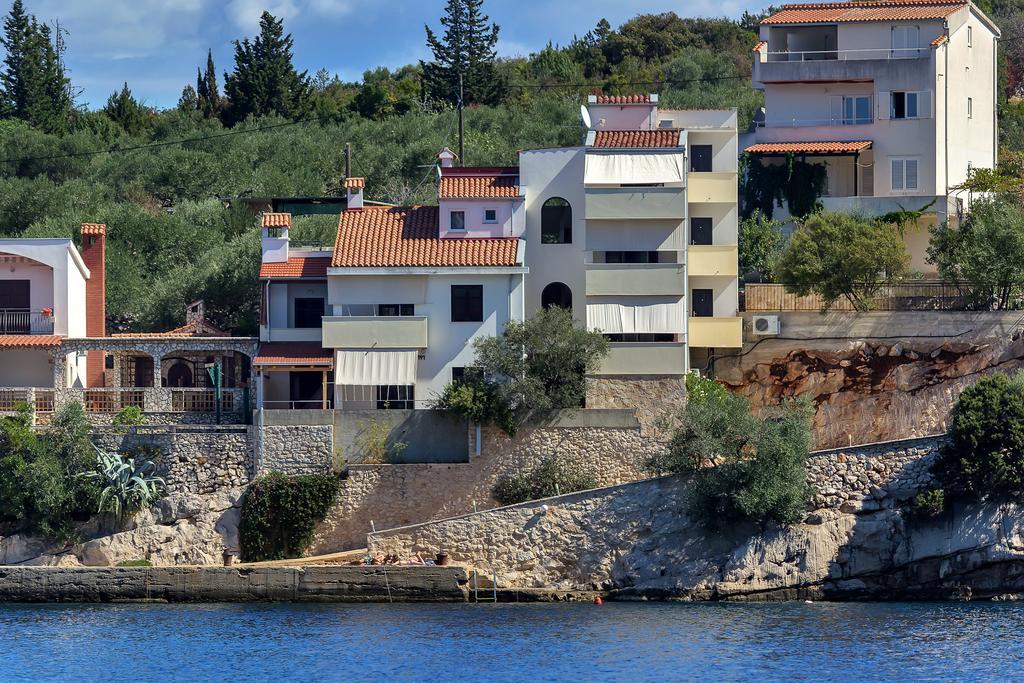 Apartmani Cico Gdinj Εξωτερικό φωτογραφία